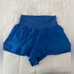 offline by aerie crossover shorts